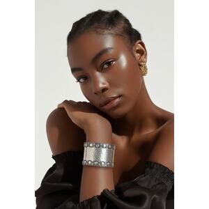 Vintage Hammere Silver Tone Wide Cuff Bracelet 2.5 Inch